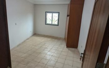 𝗔𝗣𝗣𝗔𝗥𝗧𝗘𝗠𝗘𝗡𝗧 𝗛𝗔𝗨𝗧 𝗦𝗧𝗔𝗡𝗗𝗜𝗡𝗚